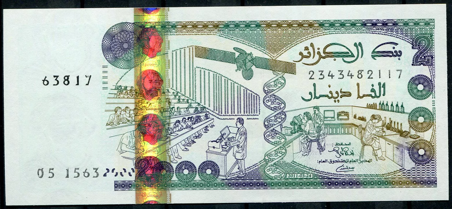 Alžírsko (P 144a.3) 2000 Dinars (2011) - UNC